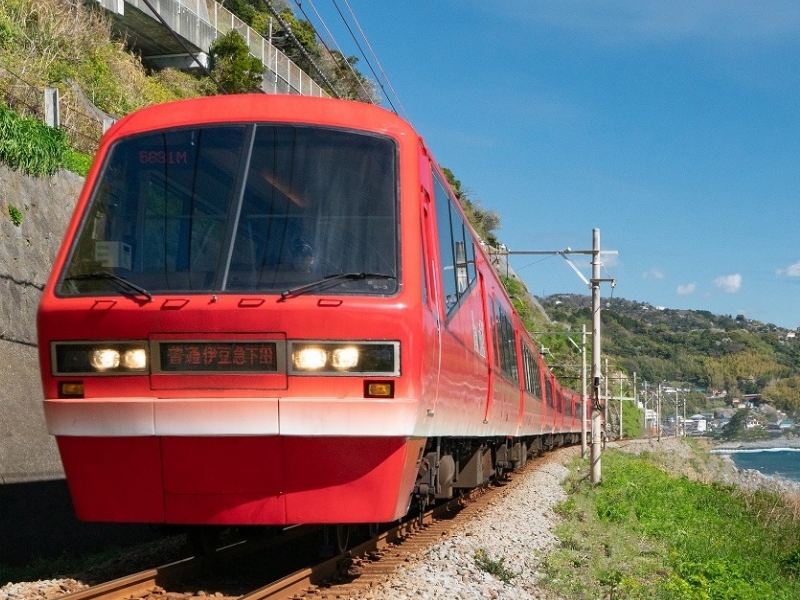 Resort21 KINME Train / 金目鯛電車
